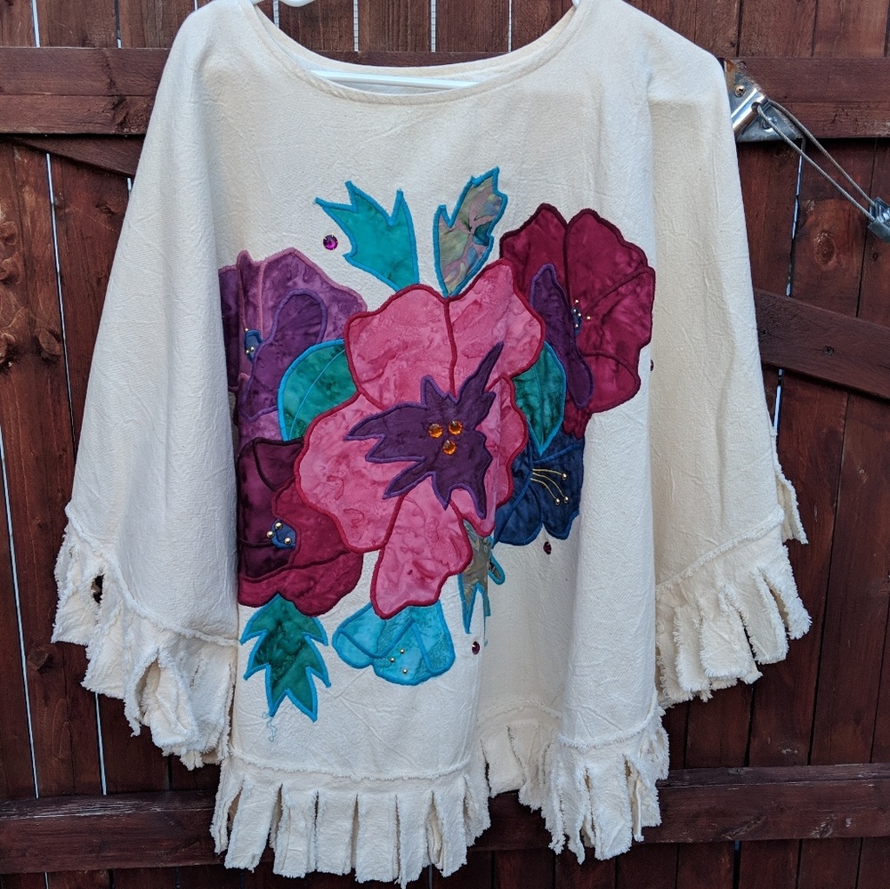 Alfredo's Wife Poncho One Size Floral fringe boho